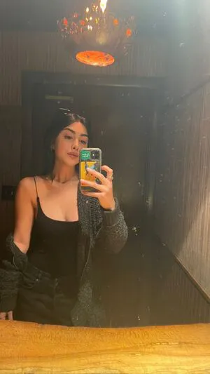 Alexa Mansour OnlyFans Leaked Free Thumbnail Picture - #nm2J2rqvii