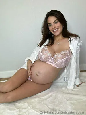 Alexa Pearl OnlyFans Leaked Free Thumbnail Picture - #3annyTcqvQ
