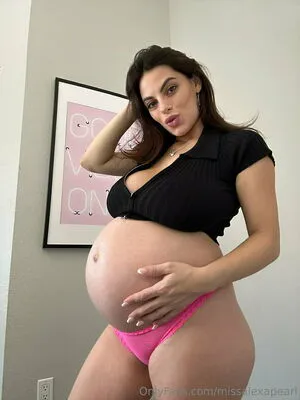Alexa Pearl OnlyFans Leaked Free Thumbnail Picture - #qlnzKYehCt