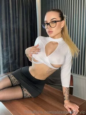 Alexaandra_vip OnlyFans Leaked Free Thumbnail Picture - #nrOTrykABE