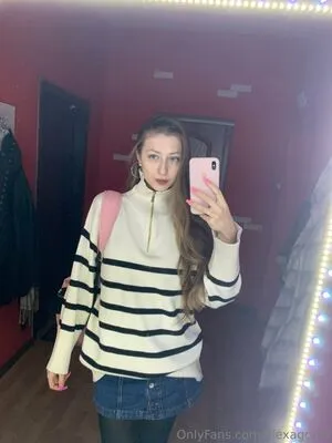 Alexagol19 OnlyFans Leaked Free Thumbnail Picture - #5qbOSUhdn3
