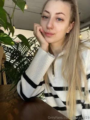 Alexagol19 OnlyFans Leaked Free Thumbnail Picture - #u2piw8cgnH