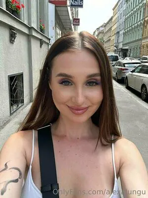 Alexalungu OnlyFans Leaked Free Thumbnail Picture - #4RxKgkbo86