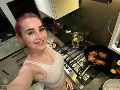 Alexalungu OnlyFans Leaked Free Thumbnail Picture - #5YUvzi5Arr