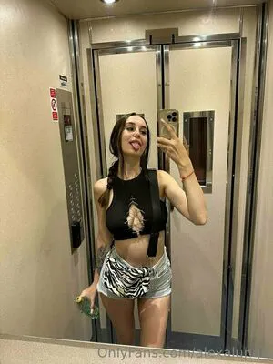 Alexalungu OnlyFans Leaked Free Thumbnail Picture - #JMm6jLRg18