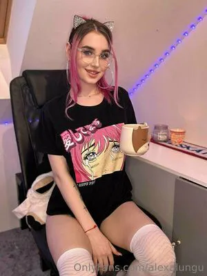 Alexalungu OnlyFans Leaked Free Thumbnail Picture - #R5Qh4h3NUK