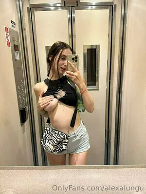 Alexalungu OnlyFans Leaked Free Thumbnail Picture - #ljF2qfSxew