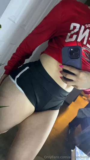 Alexandkelly OnlyFans Leaked Free Thumbnail Picture - #9Z3zV4WoA5