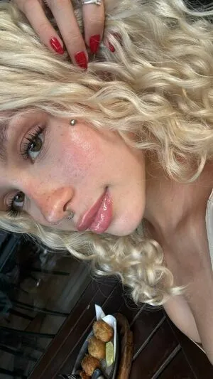 Alexandra Ale OnlyFans Leaked Free Thumbnail Picture - #uwTmswPpI4