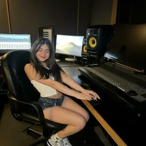 Alexandra Bull OnlyFans Leaked Free Thumbnail Picture - #1INKVd6ZwV