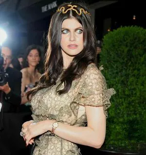 Alexandra Daddario OnlyFans Leaked Free Thumbnail Picture - #GCewBrngOV