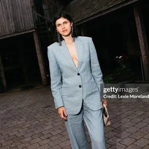 Alexandra Daddario OnlyFans Leaked Free Thumbnail Picture - #GdX0nP6riv