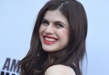 Alexandra Daddario OnlyFans Leaked Free Thumbnail Picture - #OQ9LbSYww0