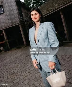 Alexandra Daddario OnlyFans Leaked Free Thumbnail Picture - #RS0RyHWWNn