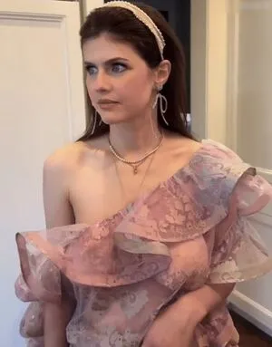 Alexandra Daddario OnlyFans Leaked Free Thumbnail Picture - #UtRI2ykPPH
