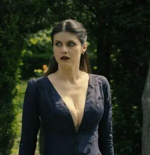 Alexandra Daddario OnlyFans Leaked Free Thumbnail Picture - #cIK3nqxHAR