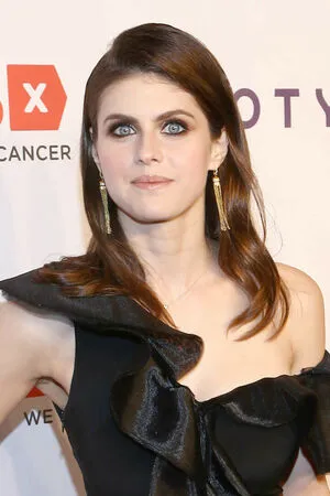 Alexandra Daddario OnlyFans Leaked Free Thumbnail Picture - #nKgdLw7k9C