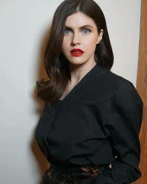 Alexandra Daddario OnlyFans Leaked Free Thumbnail Picture - #nv6uyxfrMn