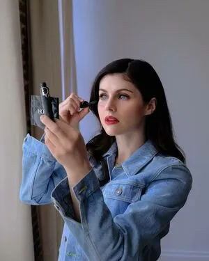 Alexandra Daddario OnlyFans Leaked Free Thumbnail Picture - #sW4VeRJCEq