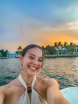 Alexandra Kerr OnlyFans Leaked Free Thumbnail Picture - #VVbSdvk0fv