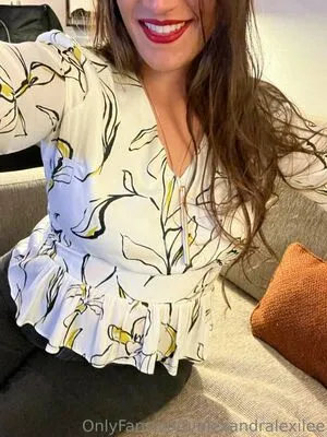 Alexandra Lee OnlyFans Leaked Free Thumbnail Picture - #teLcp6mx61