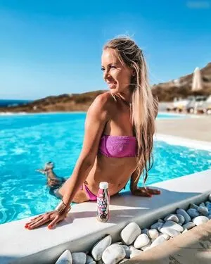 Alexandra Schulte Im Hoff OnlyFans Leaked Free Thumbnail Picture - #fuqx3ABsTS