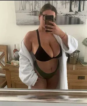 Alexandra Spencer OnlyFans Leaked Free Thumbnail Picture - #UEAMIdHIcb