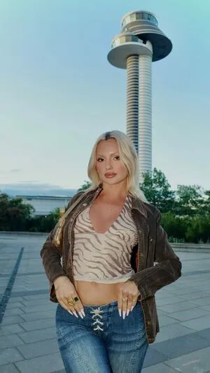 Alexandra Stan OnlyFans Leaked Free Thumbnail Picture - #GmSxXDJAam