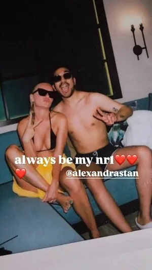 Alexandra Stan OnlyFans Leaked Free Thumbnail Picture - #ZC2Txmpcry