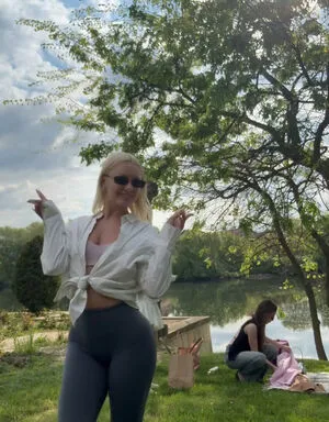 Alexandra Stan OnlyFans Leaked Free Thumbnail Picture - #fAknkaSkqf