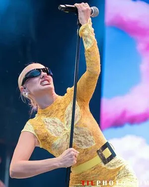 Alexandra Stan OnlyFans Leaked Free Thumbnail Picture - #tkDgsxtak4