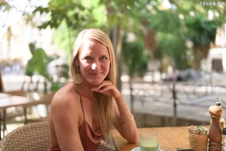 Alexandra Wennmacher OnlyFans Leaked Free Thumbnail Picture - #UCuZfgUS3S