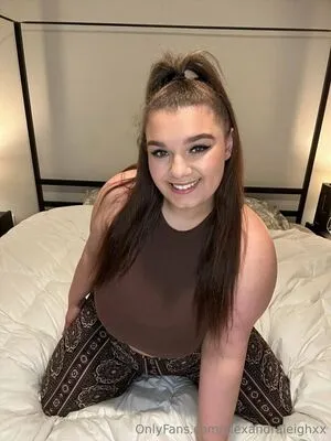 Alexandraleighxx OnlyFans Leaked Free Thumbnail Picture - #35YWwIzEAV