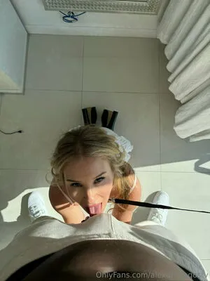 Alexandraqostv OnlyFans Leaked Free Thumbnail Picture - #GTTpFauGrE