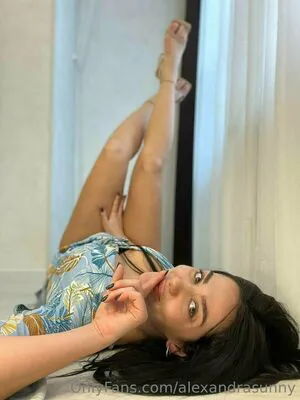 Alexandrasunny OnlyFans Leaked Free Thumbnail Picture - #220gheSf54