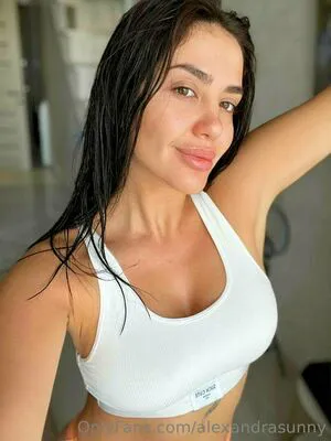 Alexandrasunny OnlyFans Leaked Free Thumbnail Picture - #5cP58cUS28