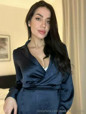 Alexandrasunny OnlyFans Leaked Free Thumbnail Picture - #x9Mnwl6rvD