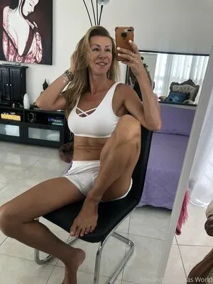 Alexandrasworl2 OnlyFans Leaked Free Thumbnail Picture - #zPCyJGQ2SM