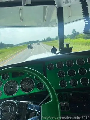 Alexandre3210 OnlyFans Leaked Free Thumbnail Picture - #CuX4wnTx3b