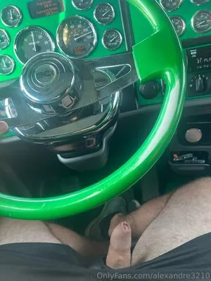 Alexandre3210 OnlyFans Leaked Free Thumbnail Picture - #inTTsK02pQ