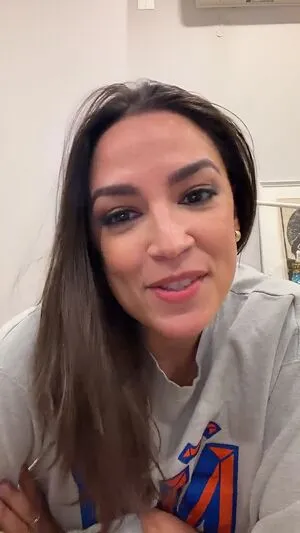 Alexandria Ocasio Cortez OnlyFans Leaked Free Thumbnail Picture - #0Cj1dVTcO5