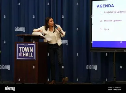 Alexandria Ocasio Cortez OnlyFans Leaked Free Thumbnail Picture - #1WpPVh1bsk