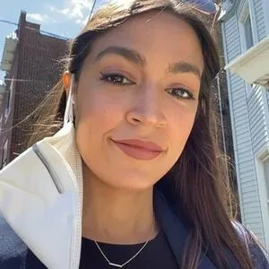 Alexandria Ocasio Cortez OnlyFans Leaked Free Thumbnail Picture - #3opHLD5JcW