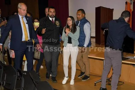 Alexandria Ocasio Cortez OnlyFans Leaked Free Thumbnail Picture - #BCYo22J5Ib