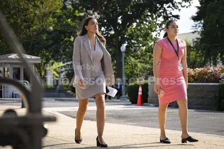 Alexandria Ocasio Cortez OnlyFans Leaked Free Thumbnail Picture - #C9gCeyUfra