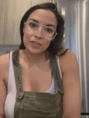 Alexandria Ocasio Cortez OnlyFans Leaked Free Thumbnail Picture - #DsDW0UoGBc