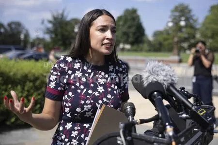 Alexandria Ocasio Cortez OnlyFans Leaked Free Thumbnail Picture - #KSo5KYiXD5