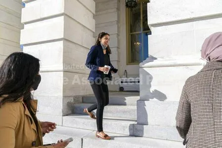 Alexandria Ocasio Cortez OnlyFans Leaked Free Thumbnail Picture - #NsbOsHRLht