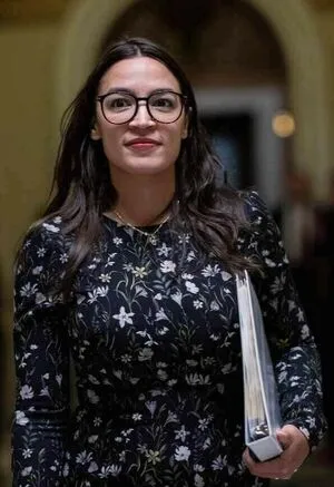 Alexandria Ocasio Cortez OnlyFans Leaked Free Thumbnail Picture - #ObMGCv0Lbi