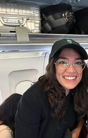 Alexandria Ocasio Cortez OnlyFans Leaked Free Thumbnail Picture - #ZC1NgT5QPr